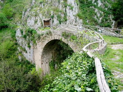 Ponte Romanico